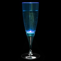 Ποτήρι Σαμπάνιας πλαστικό με LED που φωτίζει όταν γεμίζει 150ml